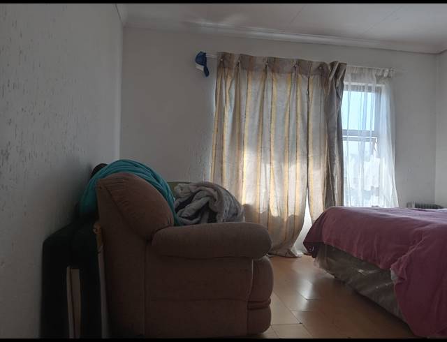2 BEDROOM SECTIONAL TITLE FOR SALE IN BOKSBURG NORTH